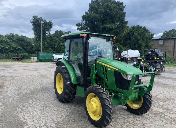 2026 John Deere 5075E