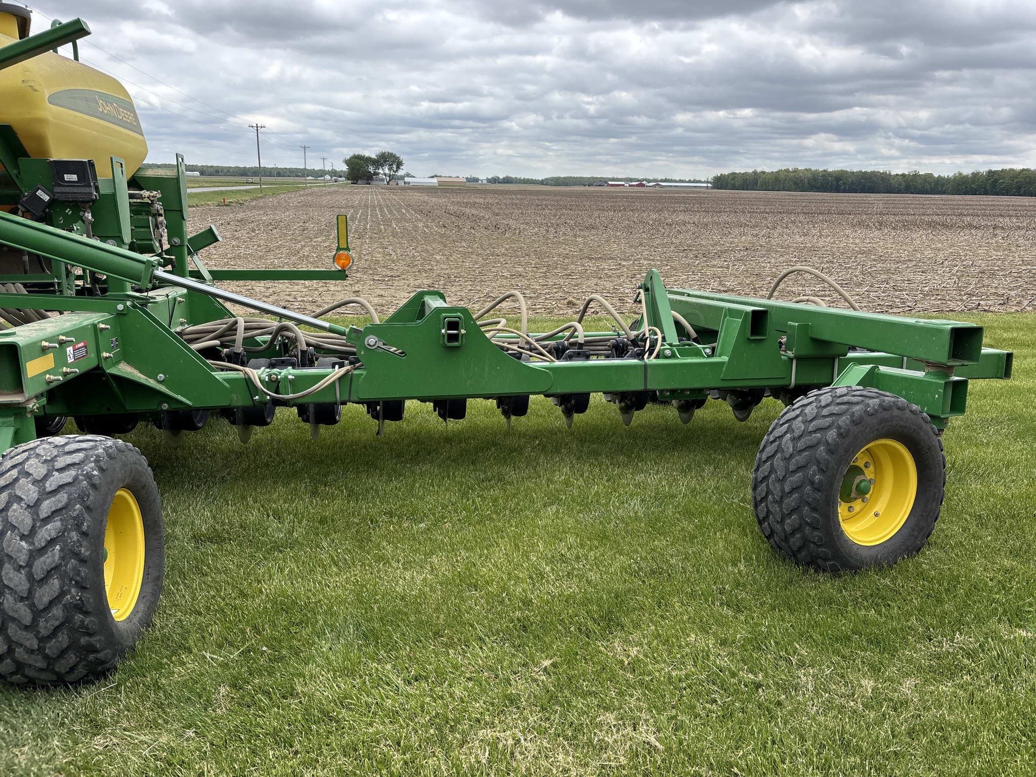 Used 2015 John Deere 1990 Air Drills and Seeders at Koenig Equipment in Anna, OH - PhotoXL5
