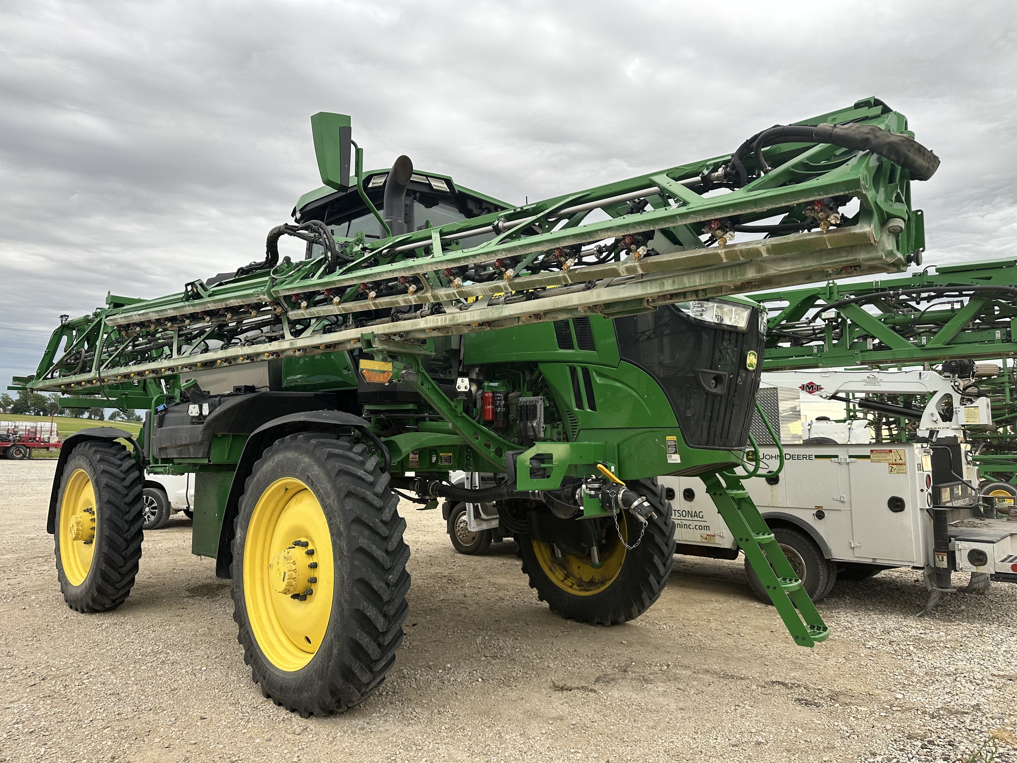 2023 John Deere 412R