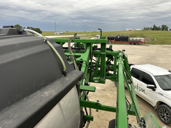 Photo of 2023 John Deere 412R