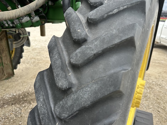 Photo of 2023 John Deere 412R