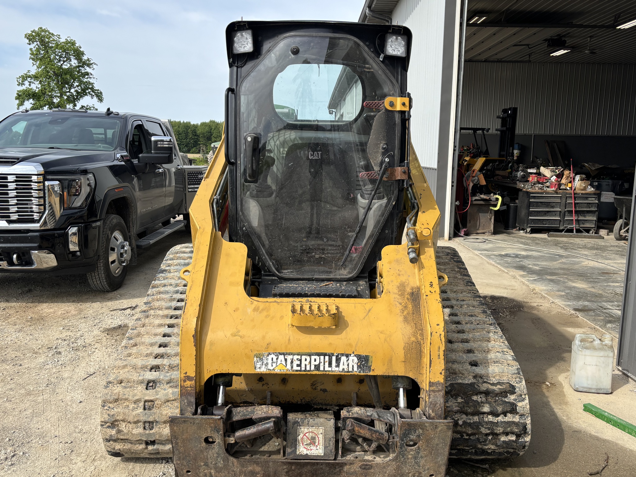 Used 2013 Caterpillar 279C2 Compact Track Loaders at Koenig Equipment in Oxford, OH - PhotoXL2