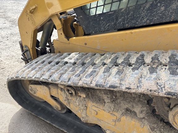 Used 2013 Caterpillar 279C2 Compact Track Loaders at Koenig Equipment in Oxford, OH - Photo19