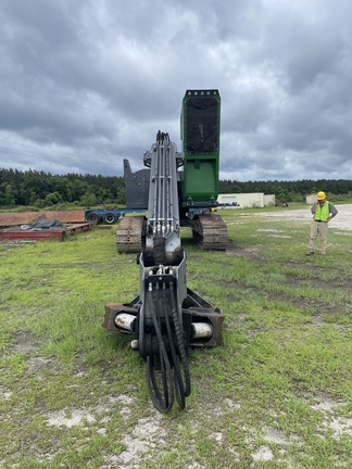 2022 John Deere 2156G