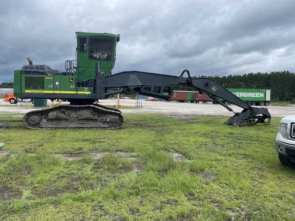 2022 John Deere 2156G