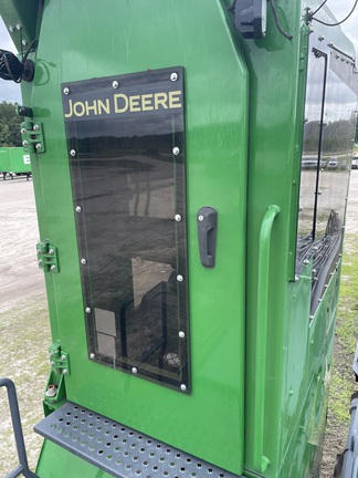 2022 John Deere 2156G