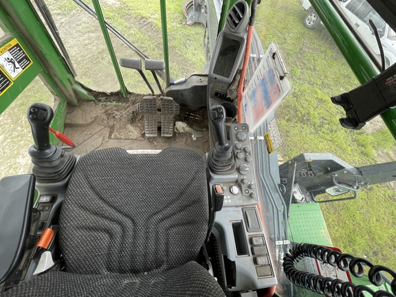 2022 John Deere 2156G
