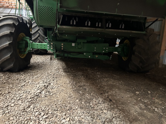 Used 2021 John Deere S790 Combines at Horizon Ag & Turf in Lloydminster, AB - Photo13
