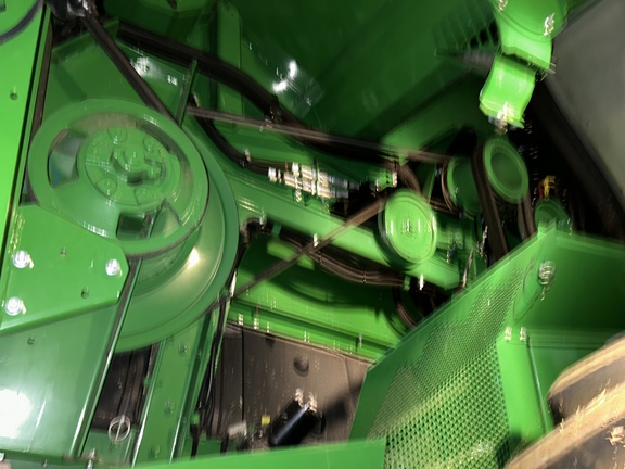 Used 2021 John Deere S790 Combines at Horizon Ag & Turf in Lloydminster, AB - Photo22
