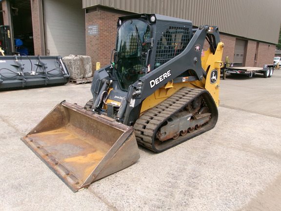 Photo of a 2024 John Deere 317G