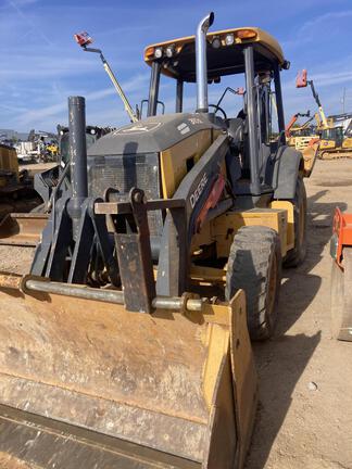 Photo of a 2023 John Deere 310SL
