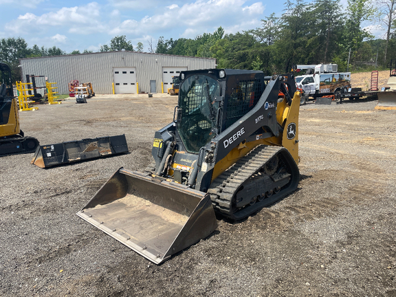 Photo of a 2023 John Deere 317G