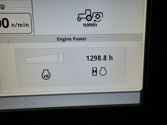 2022 John-Deere 8R 340
