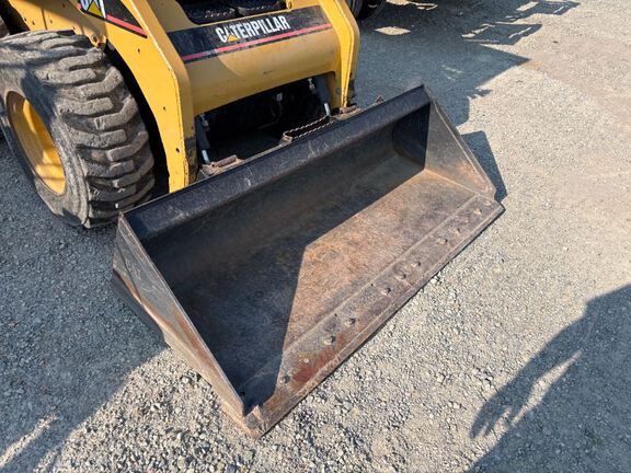 2006 Caterpillar 242B