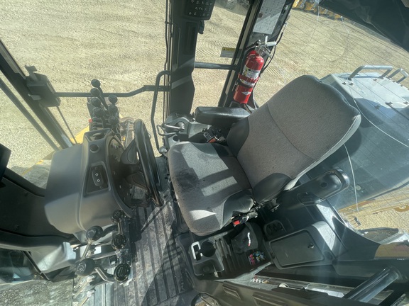 2020 John Deere 772G