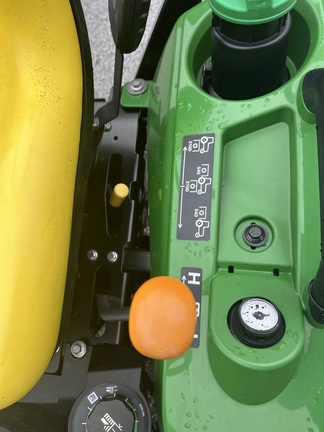 2024 John Deere 1023E-11