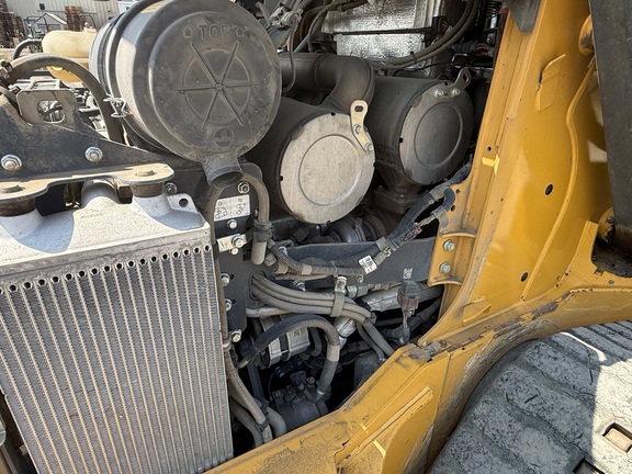 2022 John Deere 333G