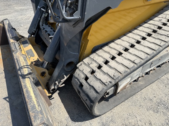 2022 John Deere 333G