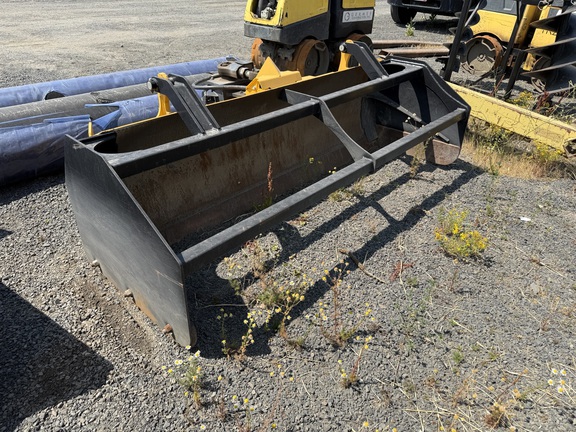 2022 John Deere 333G