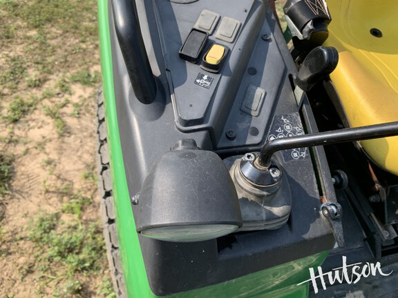 Photo of 2022 John Deere 2038R