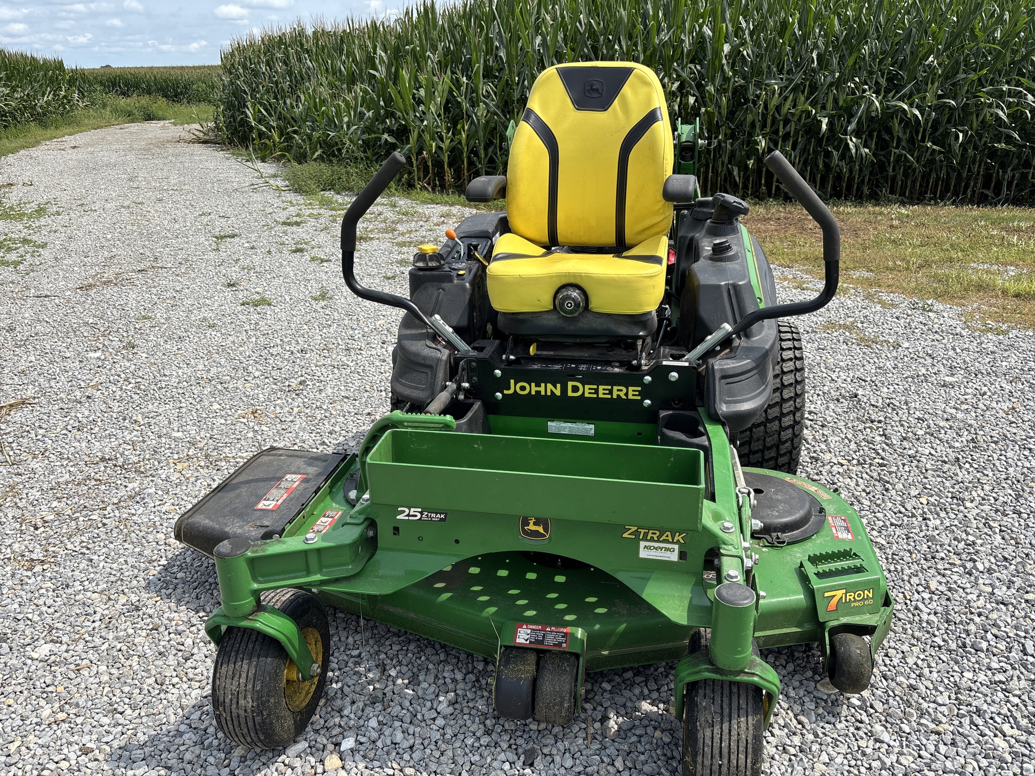 Used 2022 John Deere Z930M Zero Turn Mowers at Koenig Equipment in Urbana, OH - PhotoXL4