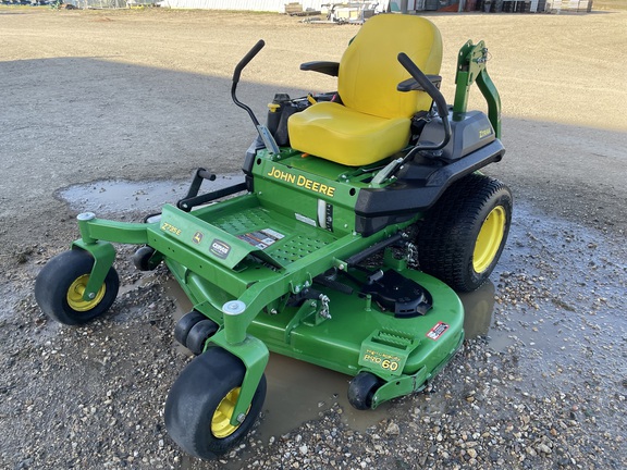 2020 John Deere Z735E
