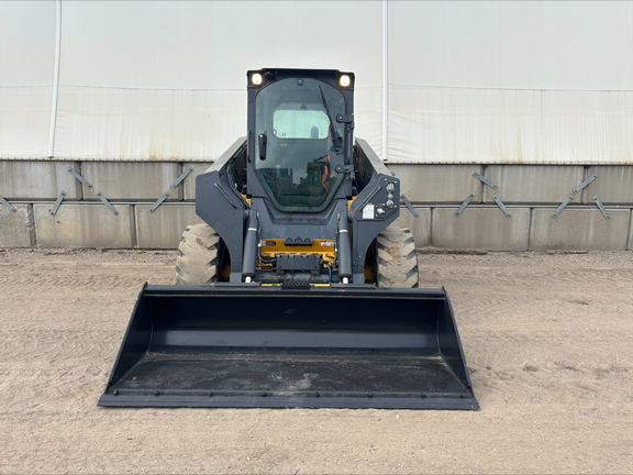 2024 John Deere 332G