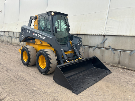 2024 John Deere 332G