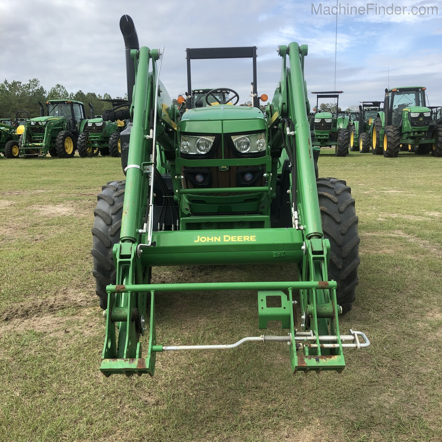 2017 John Deere 6130M Image 3