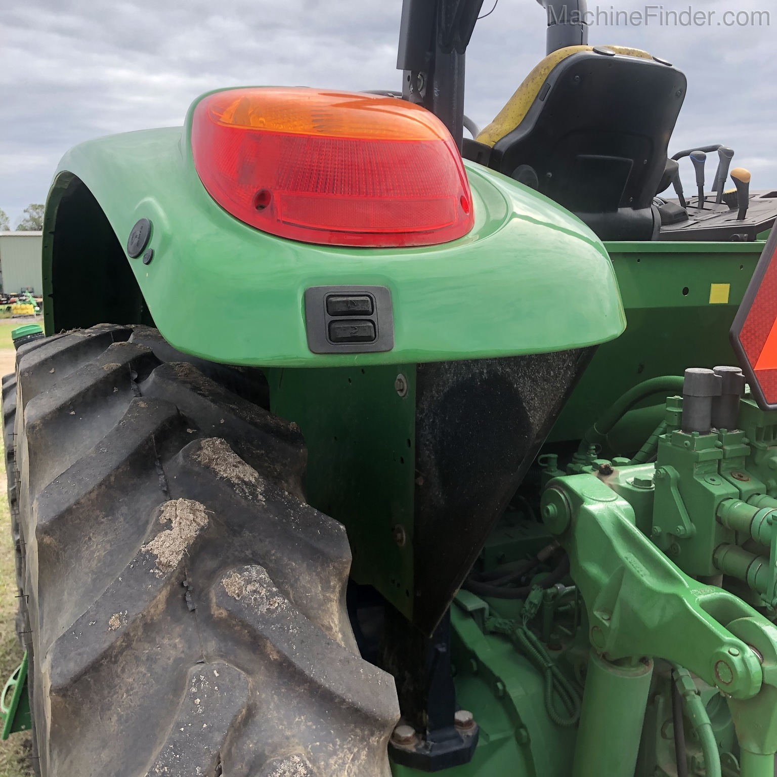 2017 John Deere 6130M Image 8