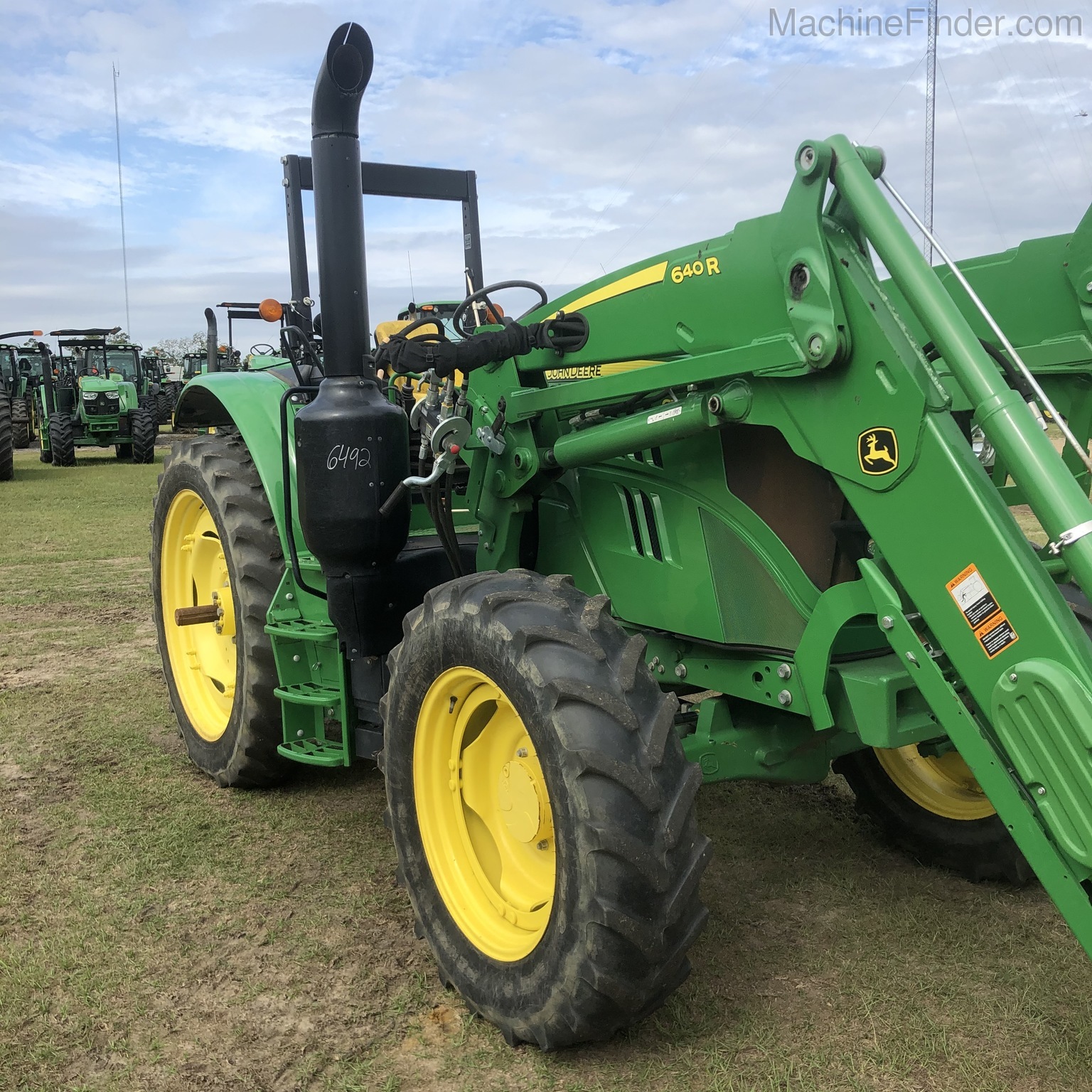 2017 John Deere 6130M Image 4