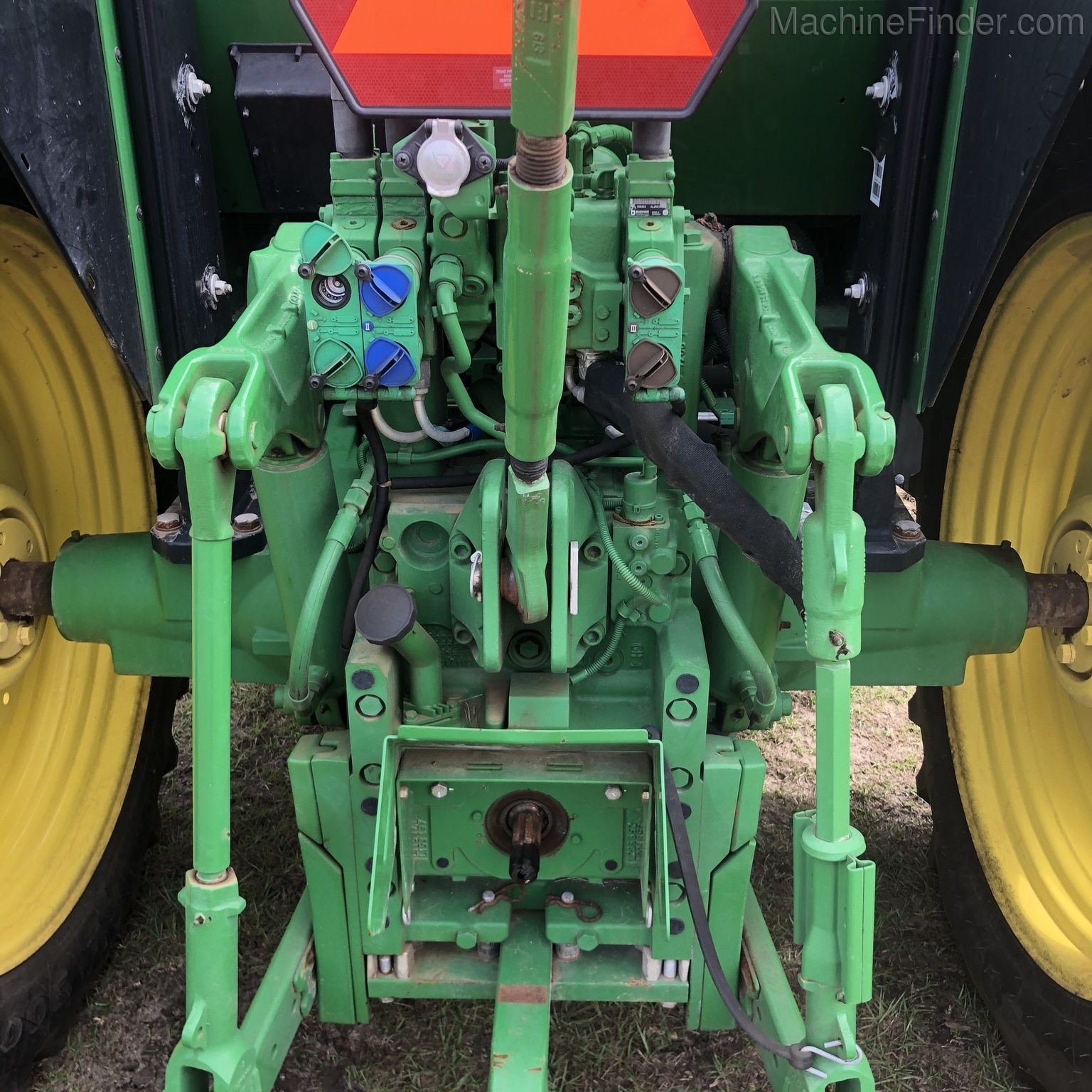 2017 John Deere 6130M Image 7