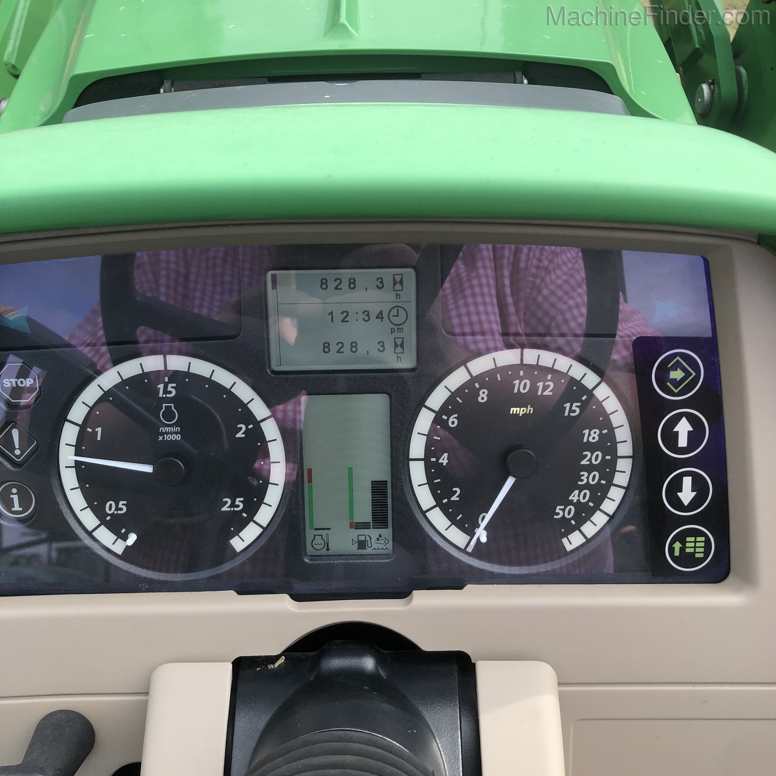 2017 John Deere 6130M Image 11