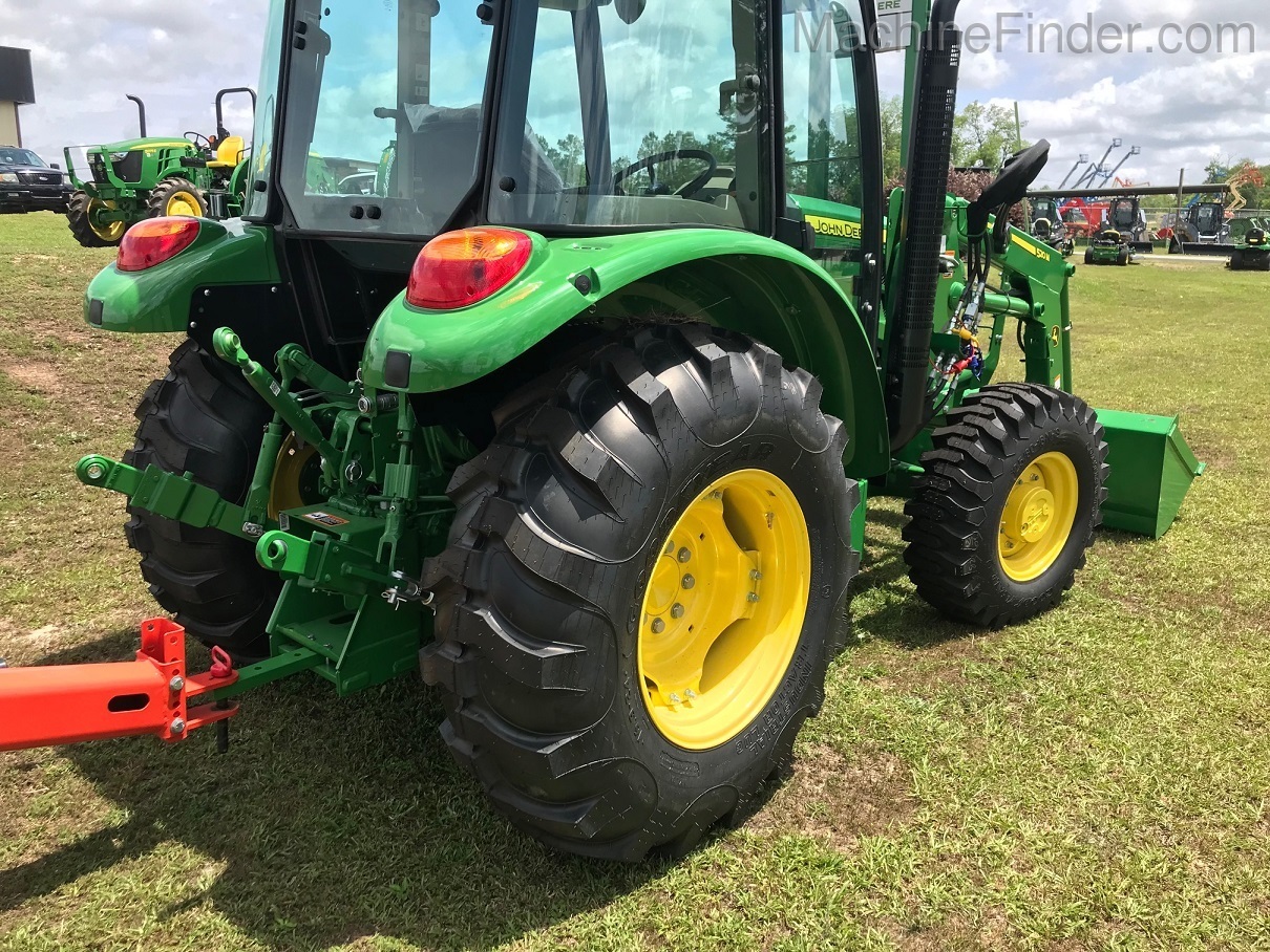 2020 John Deere 5055E Image 3