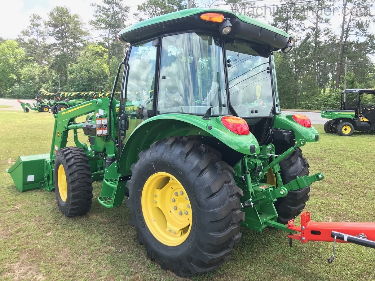 2020 John Deere 5055E Image 4