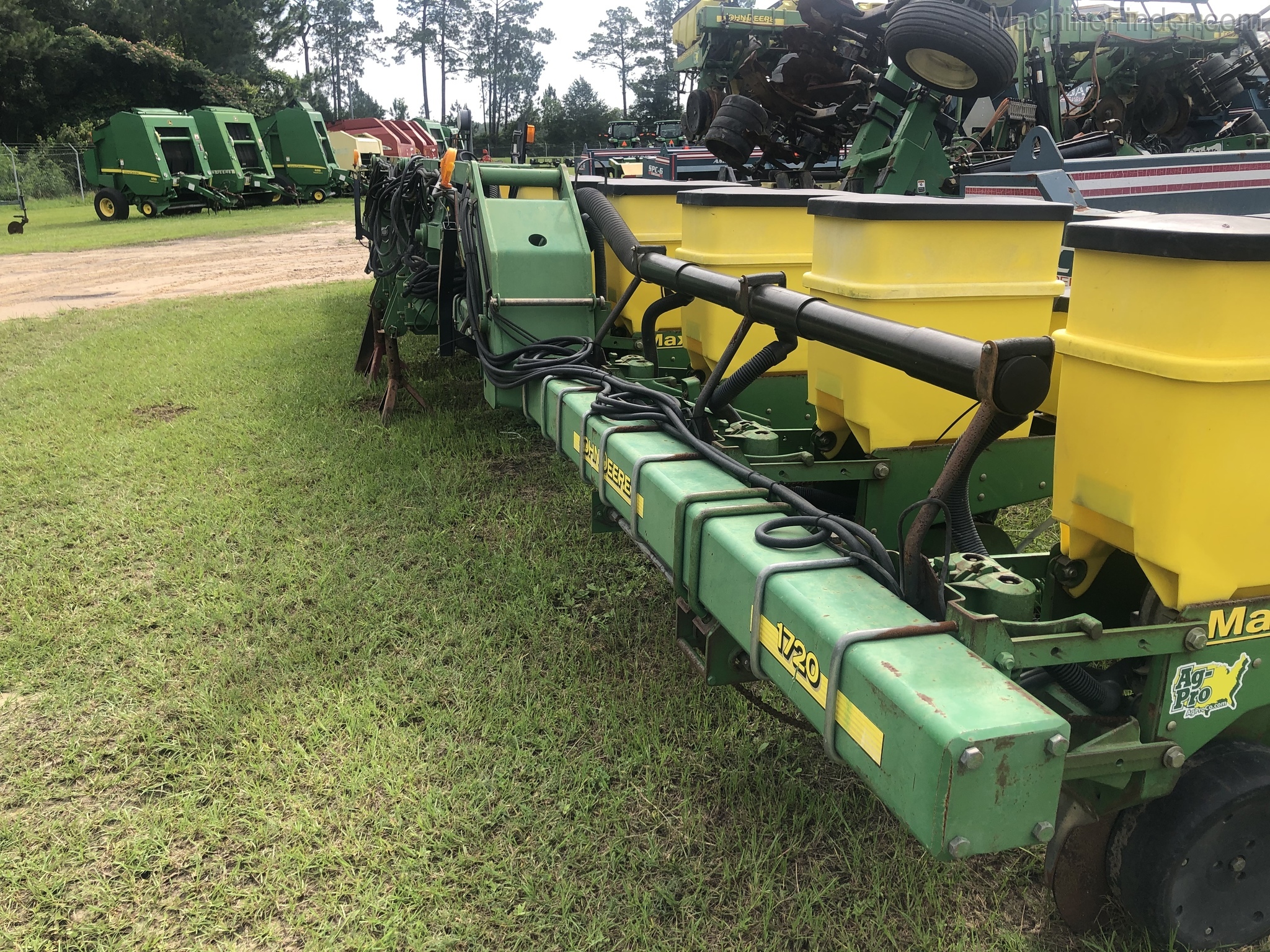 2007 John Deere 1720 Image 9