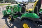 2020 John Deere 1023E Image 2