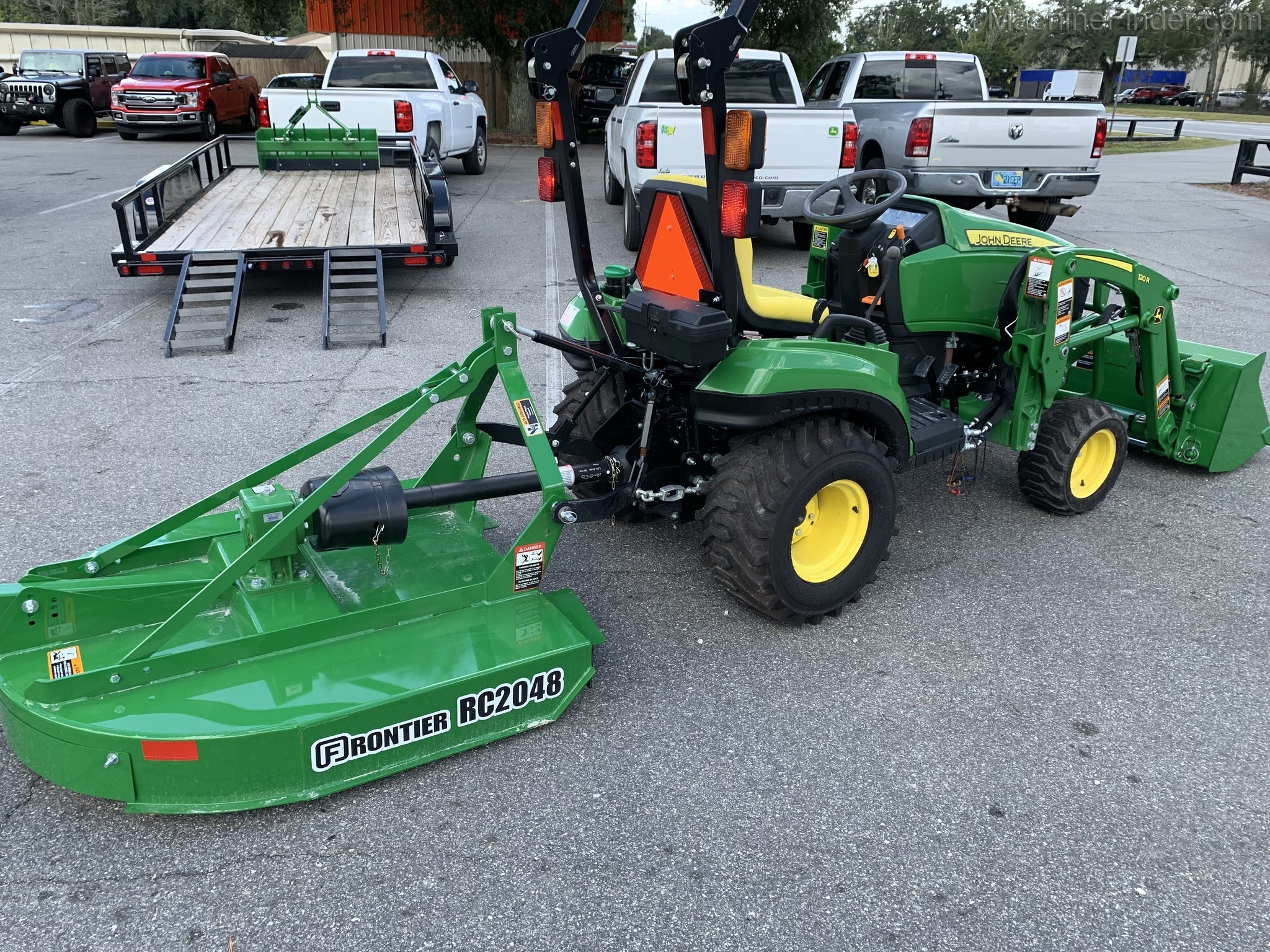 2020 John Deere 1023E Image 3