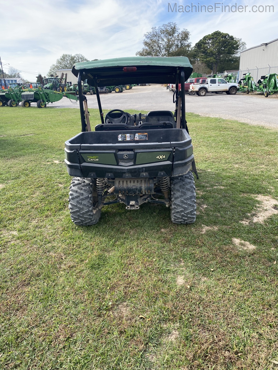 2017 John Deere 590m Image 4