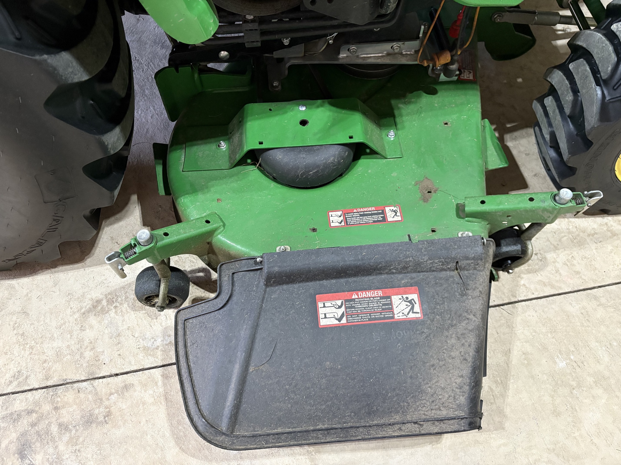 2016 John Deere 3039R Image 7