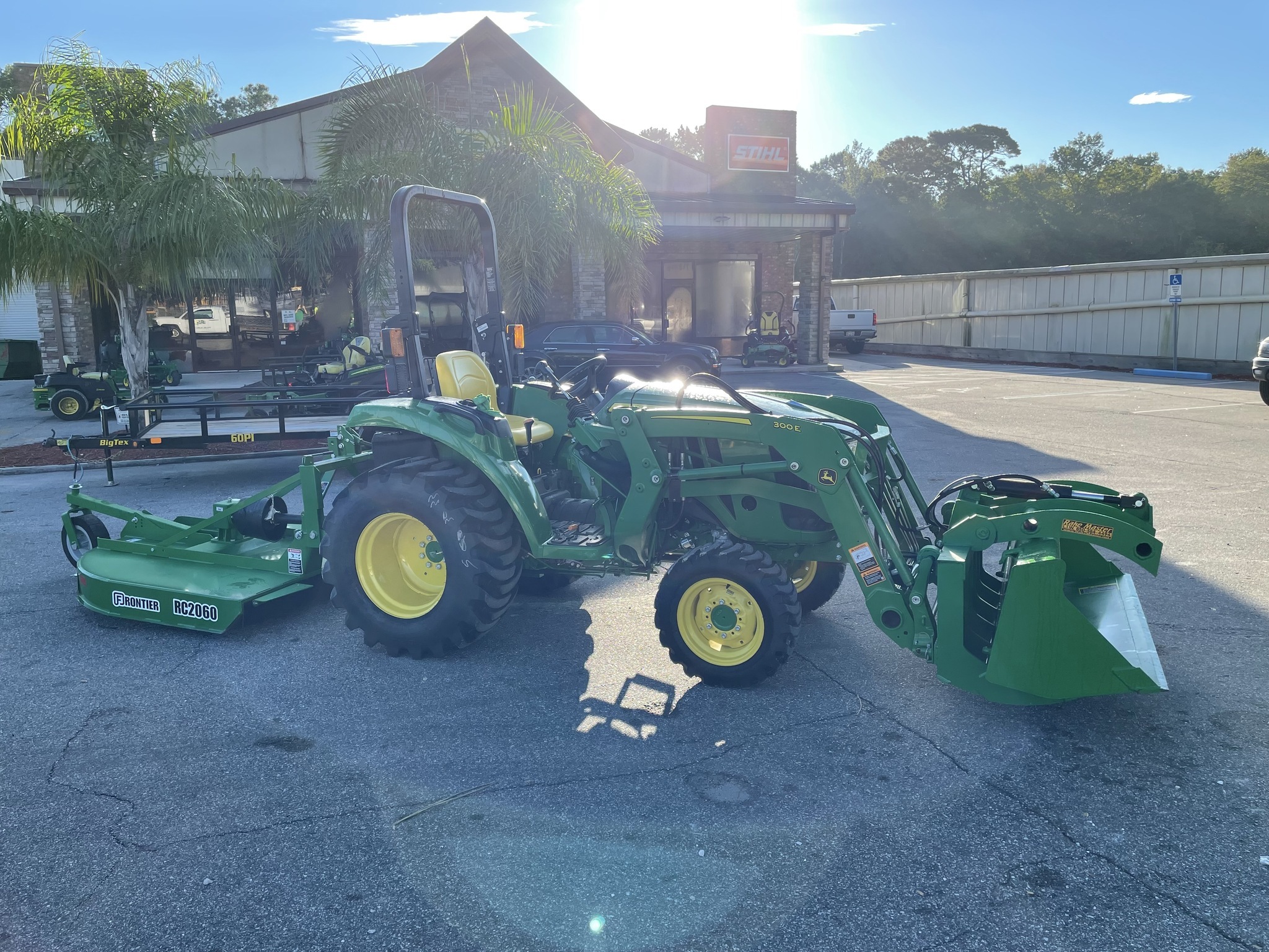 2023 John Deere 3025D Image 1
