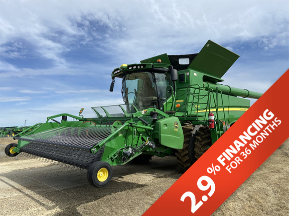 Photo of a 2018 John Deere S790