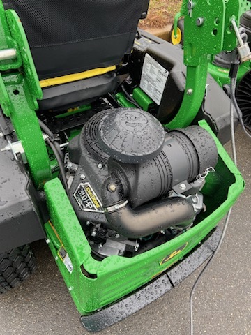 2025 John Deere Z960M Image 5