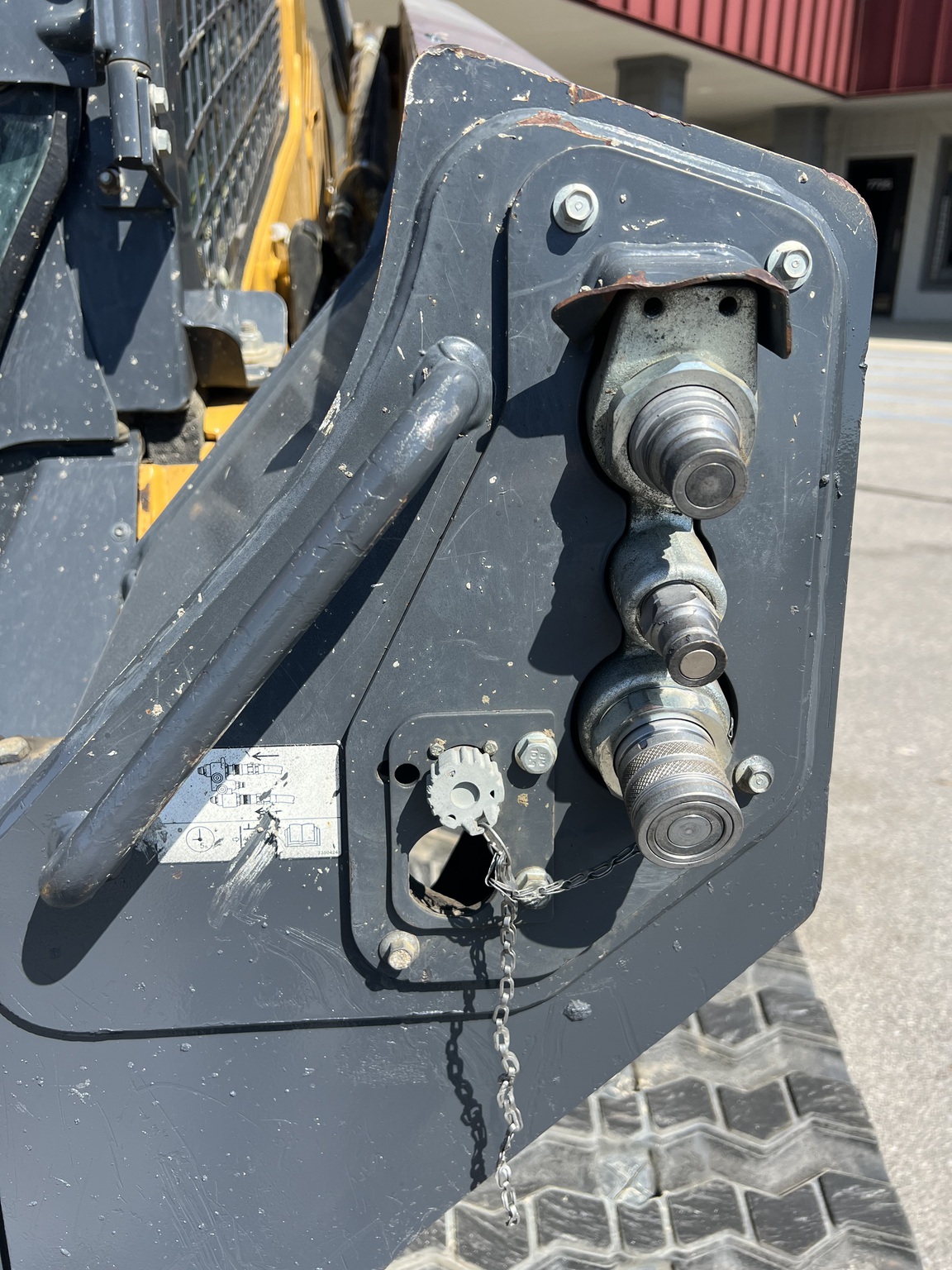 2017 John Deere 331G Image 11