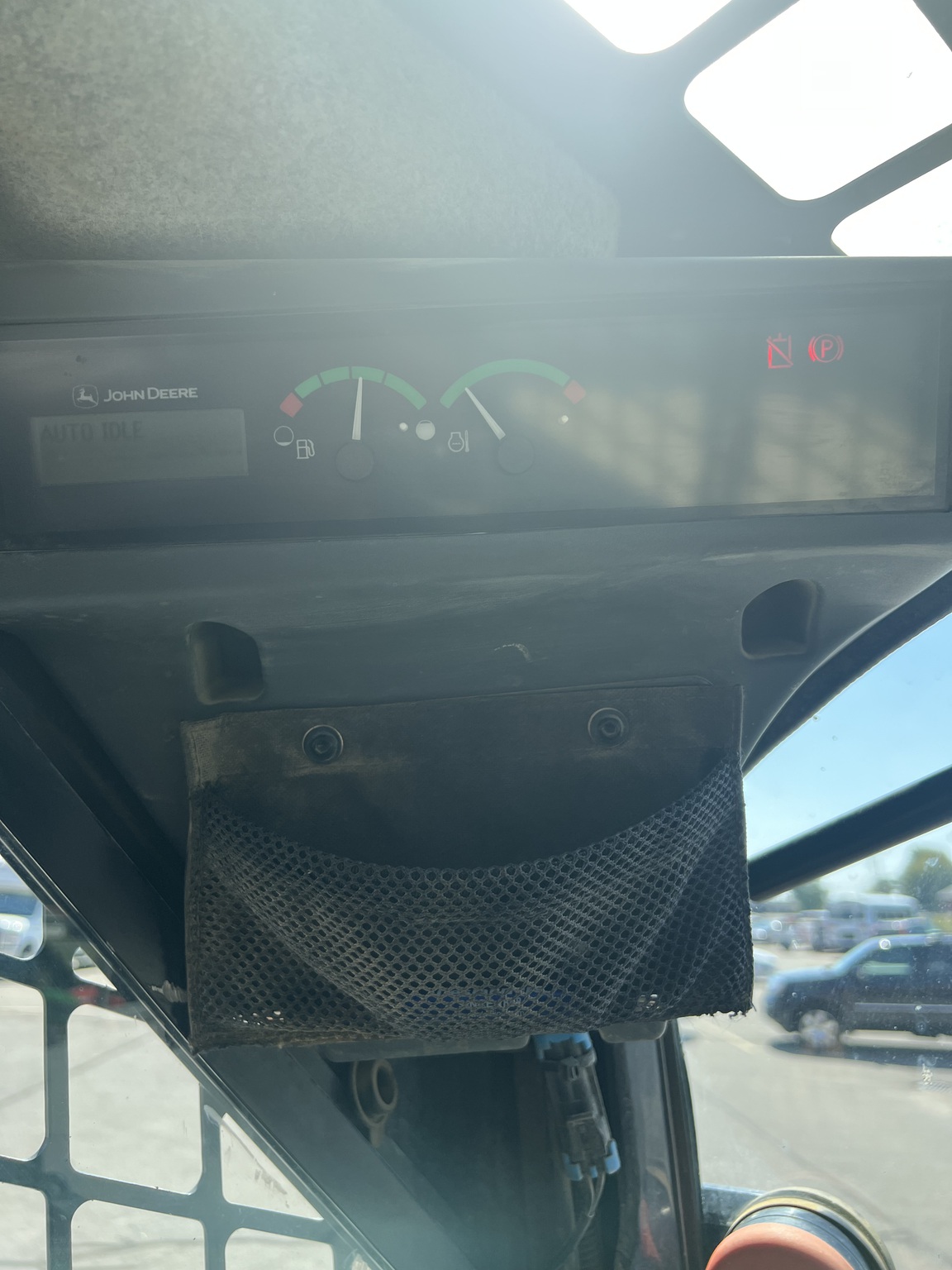 2017 John Deere 331G Image 14