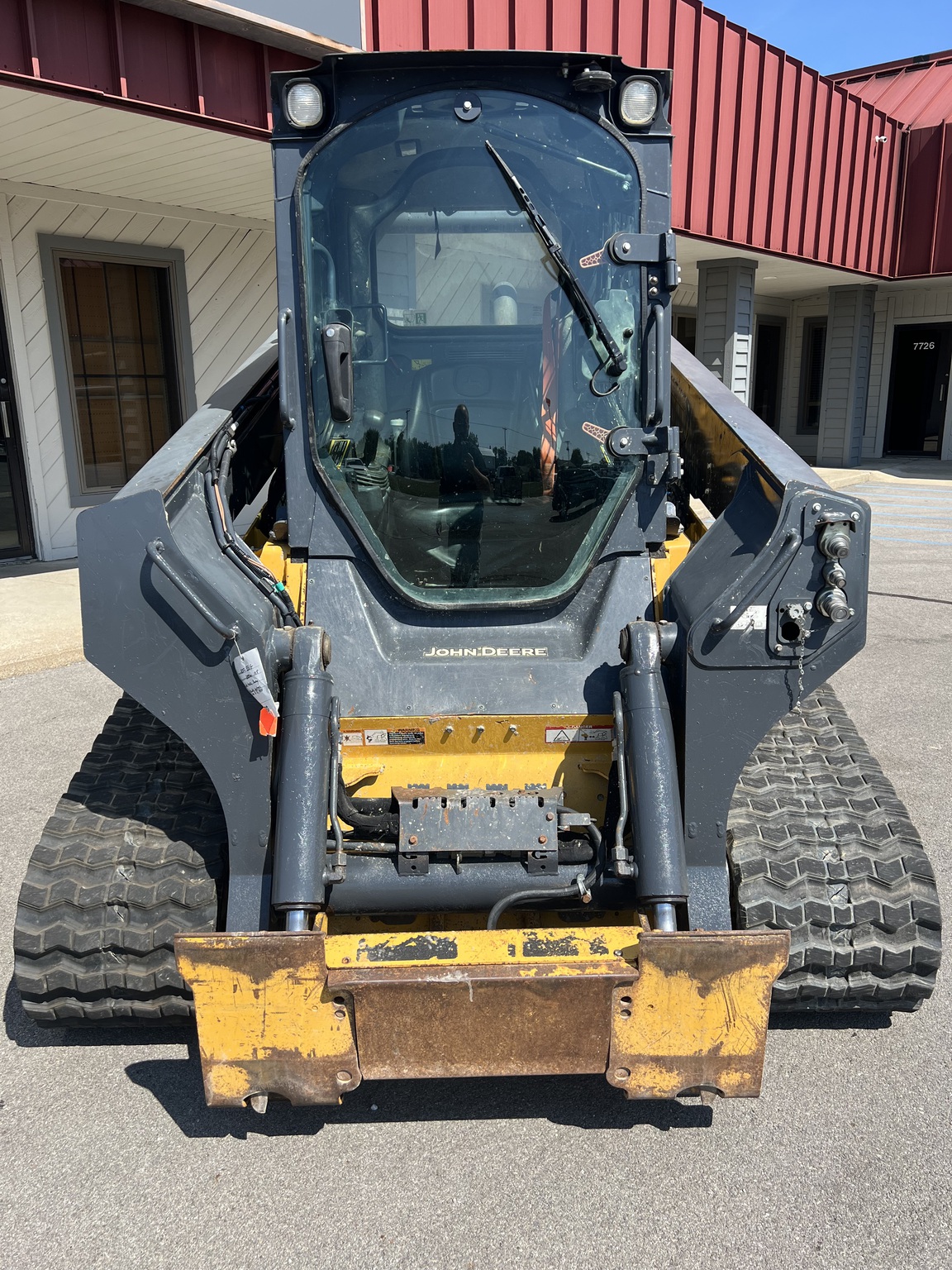 2017 John Deere 331G Image 2