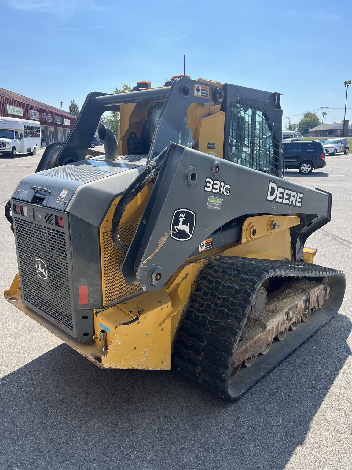 2017 John Deere 331G Image 5