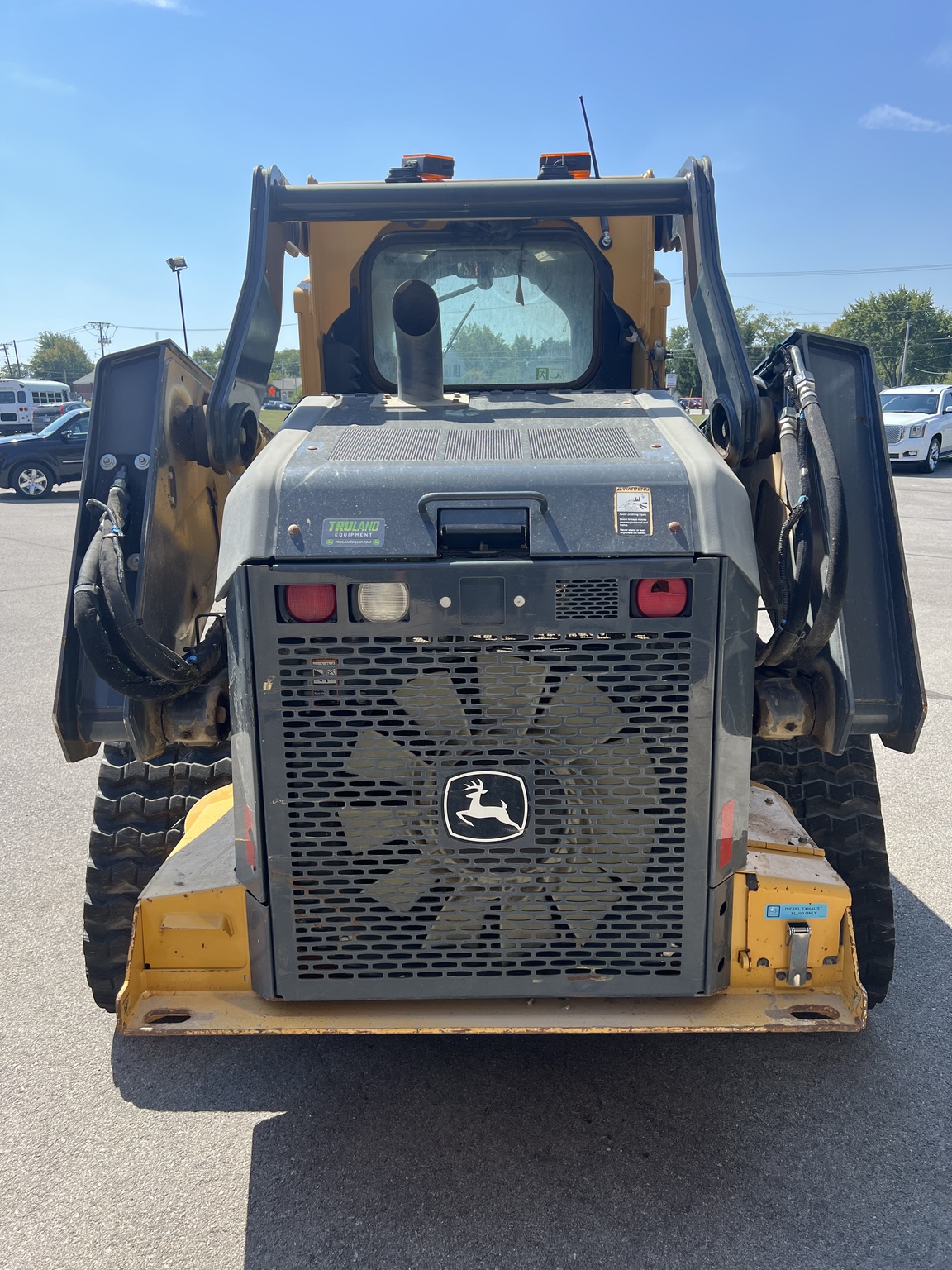 2017 John Deere 331G Image 6
