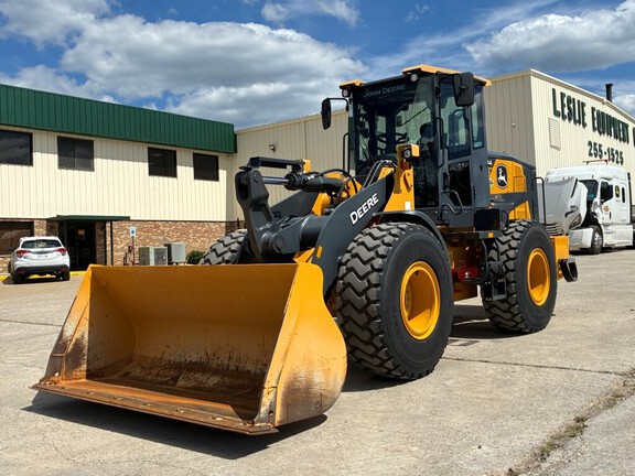 2023 John Deere 544G