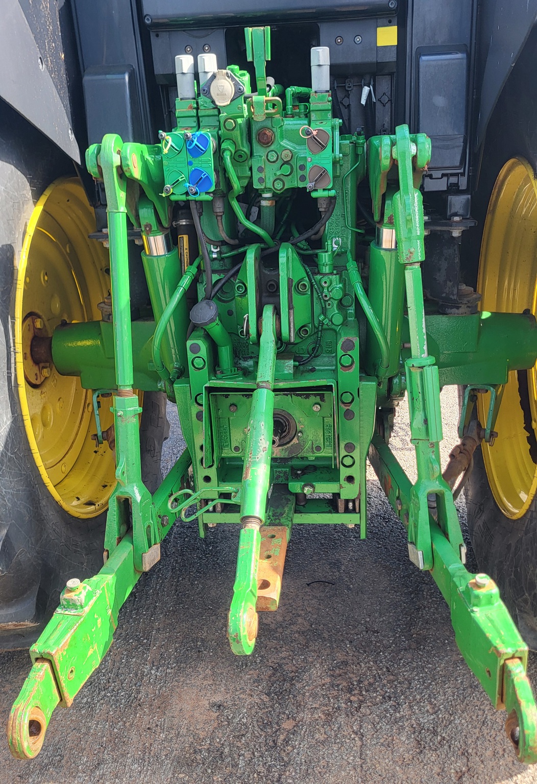 2018 John Deere 6130M Image 8